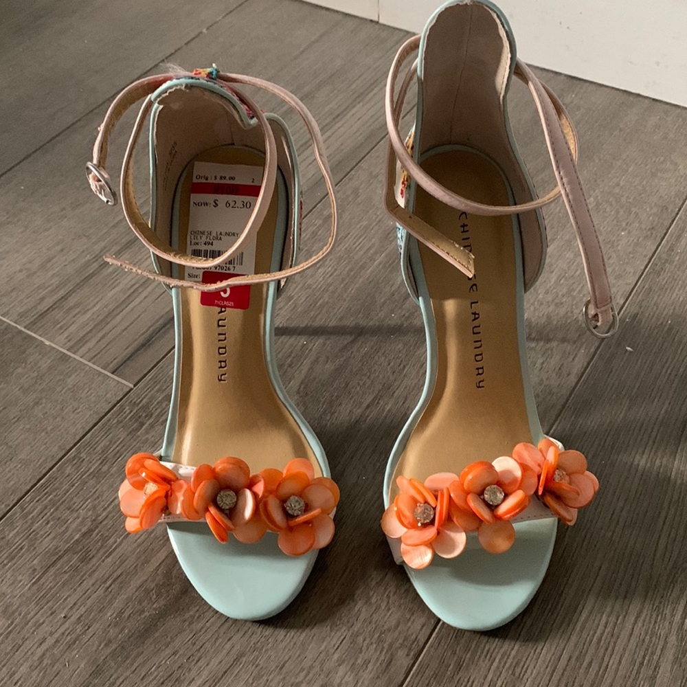 Chinese laundry sandal